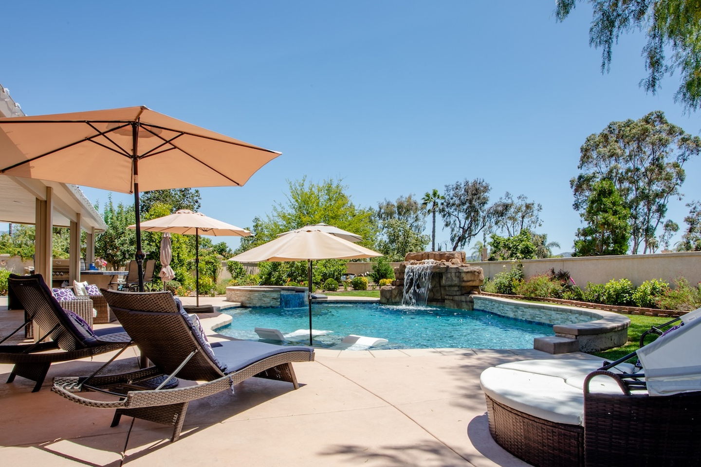 Taylor Made Pools Inc. Image