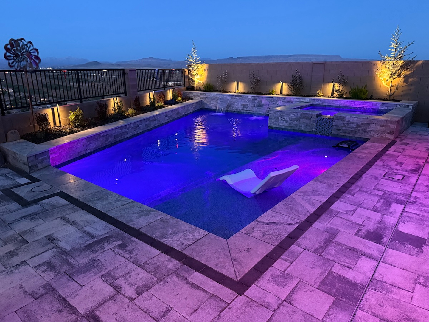 Taylor Made Pools Inc. Image
