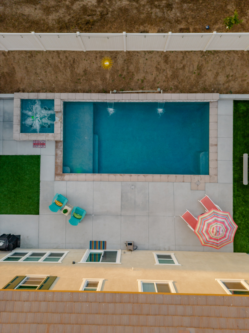 Taylor Made Pools Inc. Image