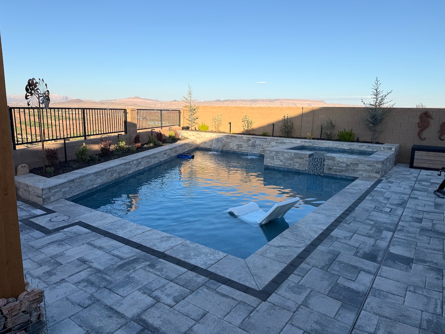 Taylor Made Pools Inc. Image