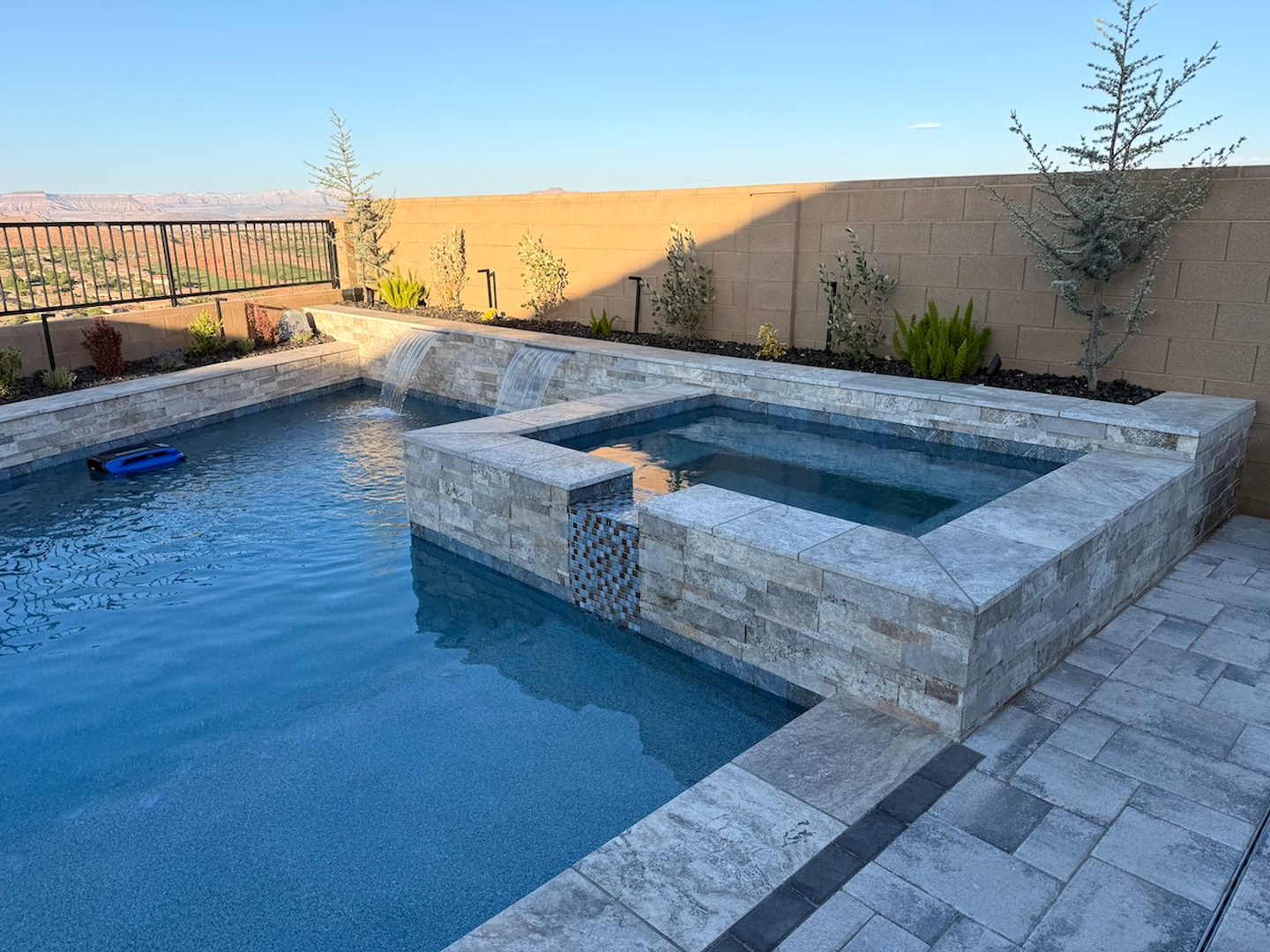 Taylor Made Pools Inc. Image