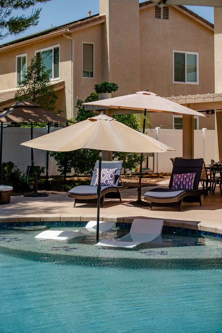 Taylor Made Pools Inc. Image