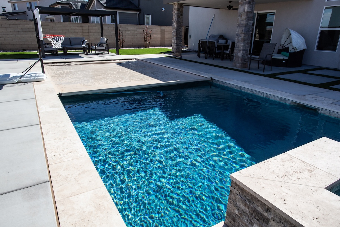 Taylor Made Pools Inc. Image