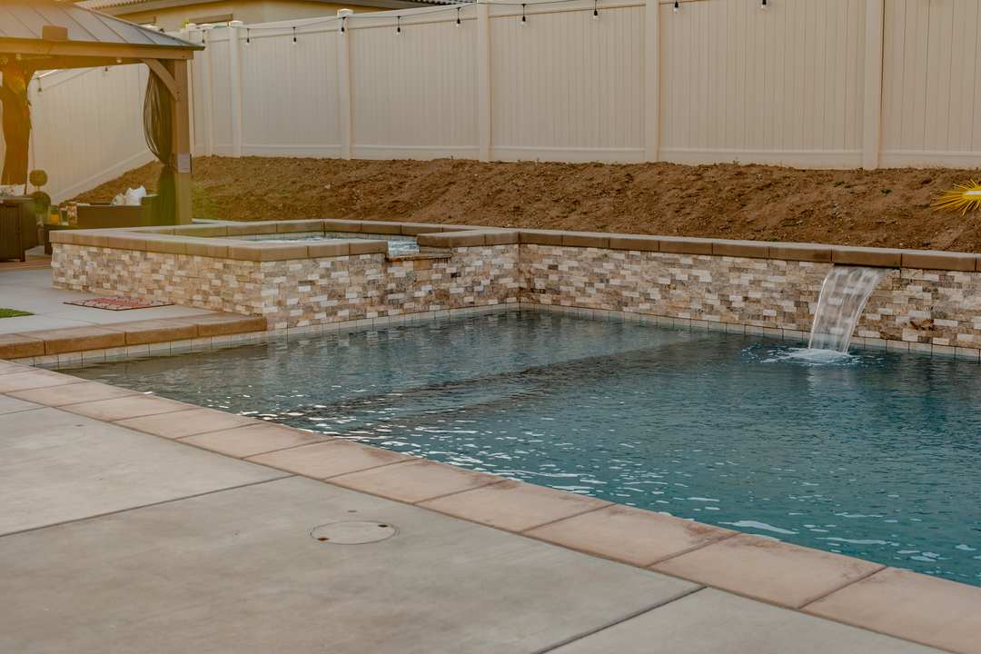 Taylor Made Pools Inc. Image