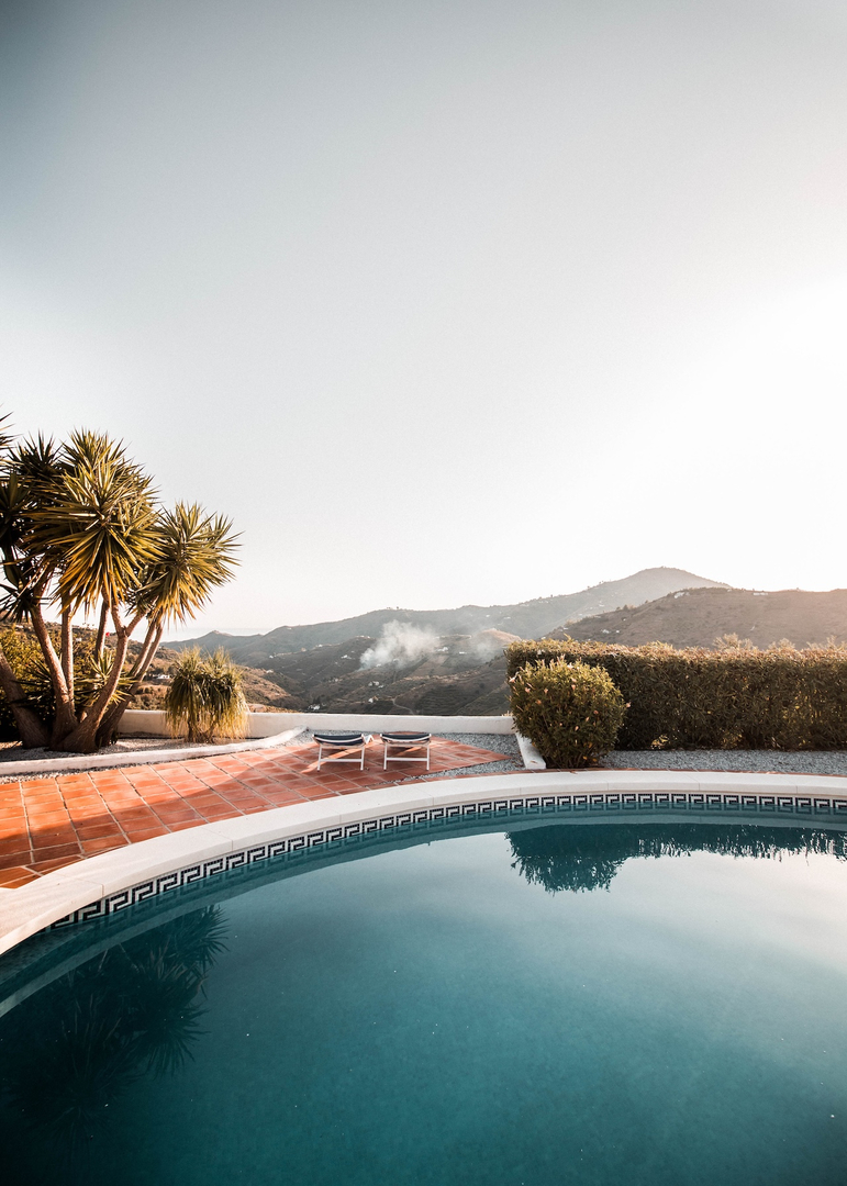 Taylor Made Pools Inc. Image