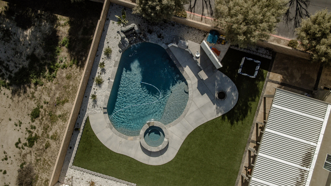 Taylor Made Pools Inc. Image
