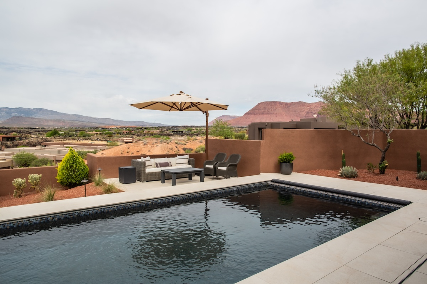 Taylor Made Pools Inc. Image