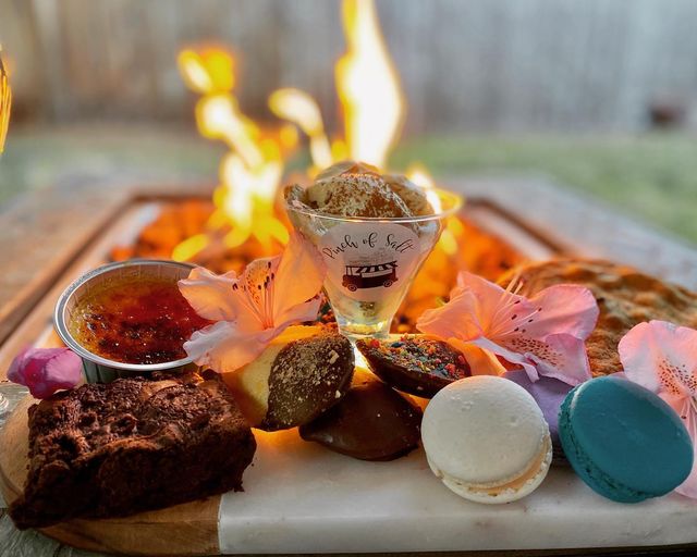 Pinch of Salt Bakery on Wheels Image