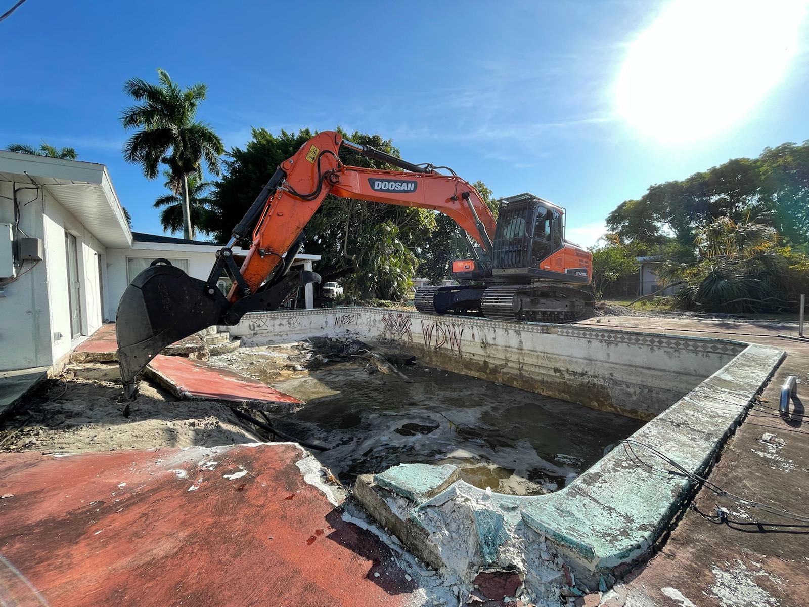 Extreme Demolition & Land Clearing, LLC. Image