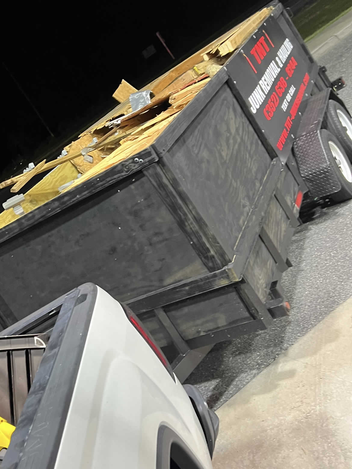 TNT Junk Removal Image