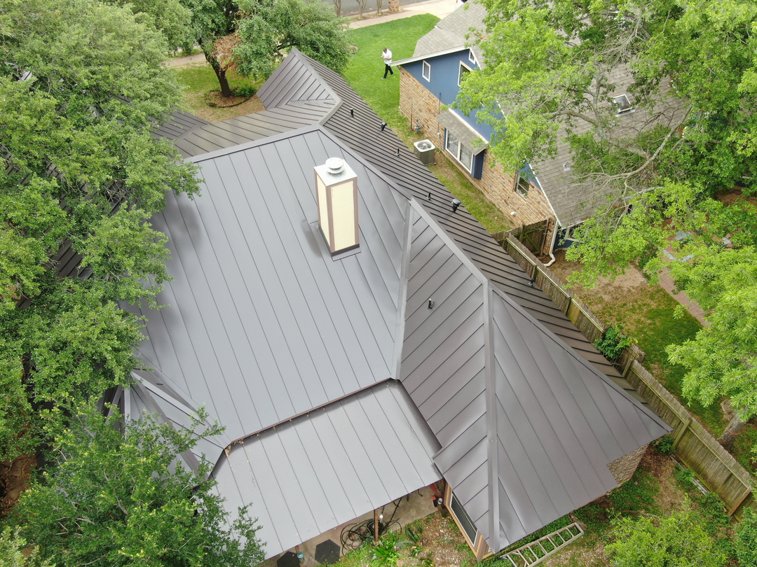 Juan Roofing Image