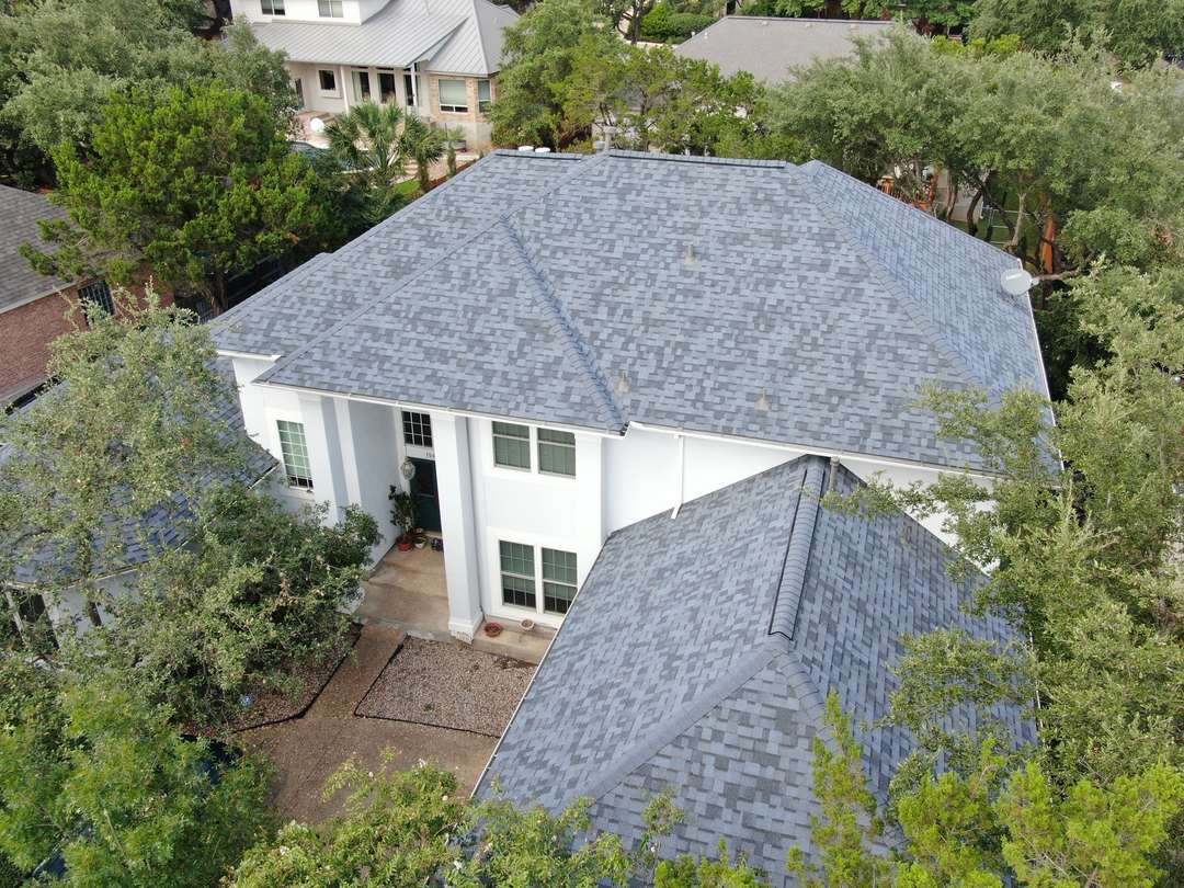 Juan Roofing Image