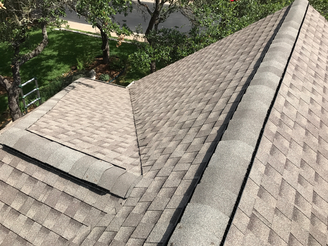 Juan Roofing Image