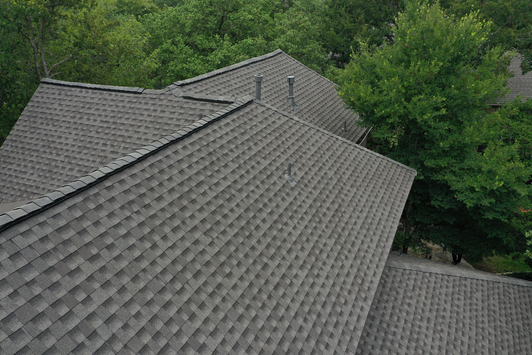 Juan Roofing Image
