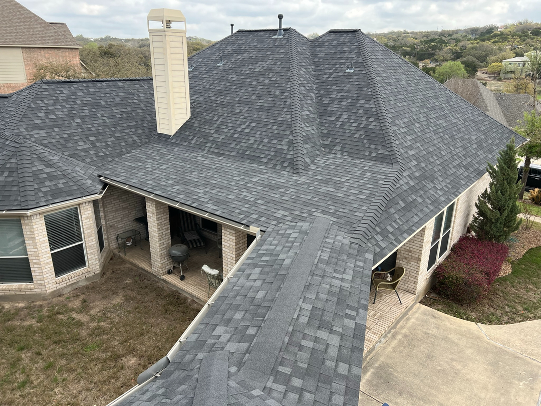 Juan Roofing Image