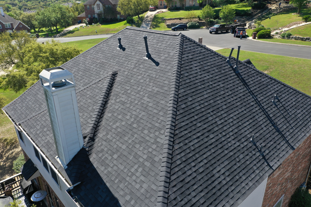Juan Roofing Image