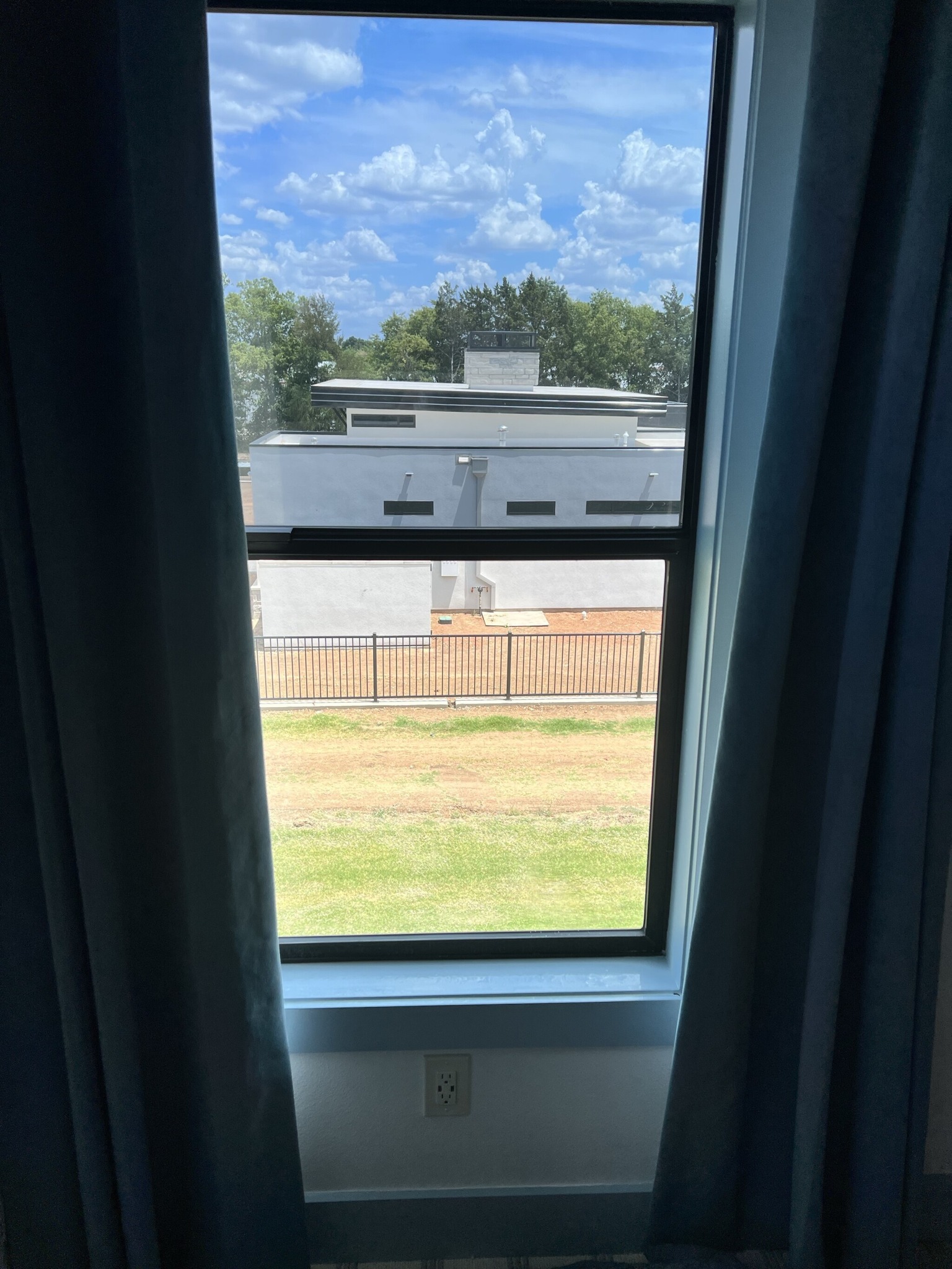 Pro Films Window Tinting Image