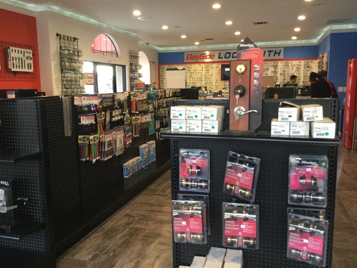 Bayside Locksmith Image