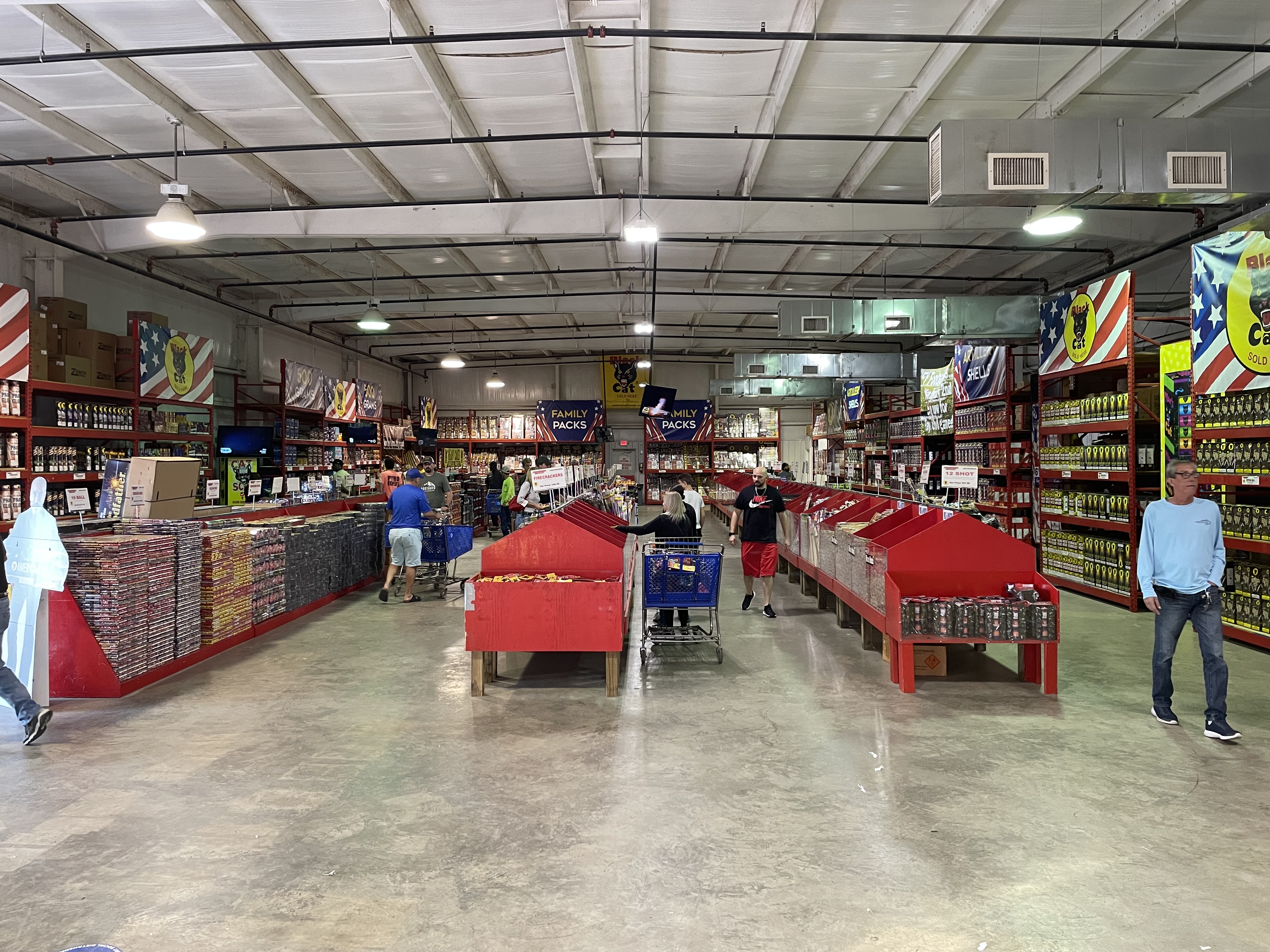 Fireworks Outlet - Seale, AL