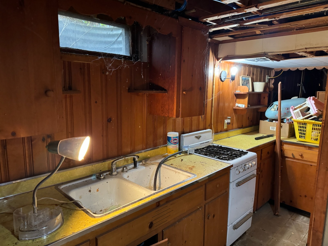 AceTrust Solutions, LLC Image