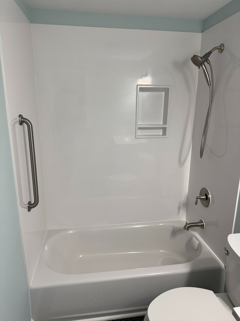 AceTrust Solutions, LLC Image