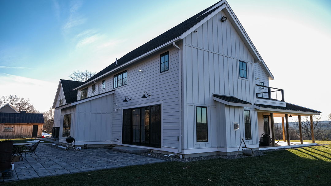 WeatherTek Home Exteriors Image