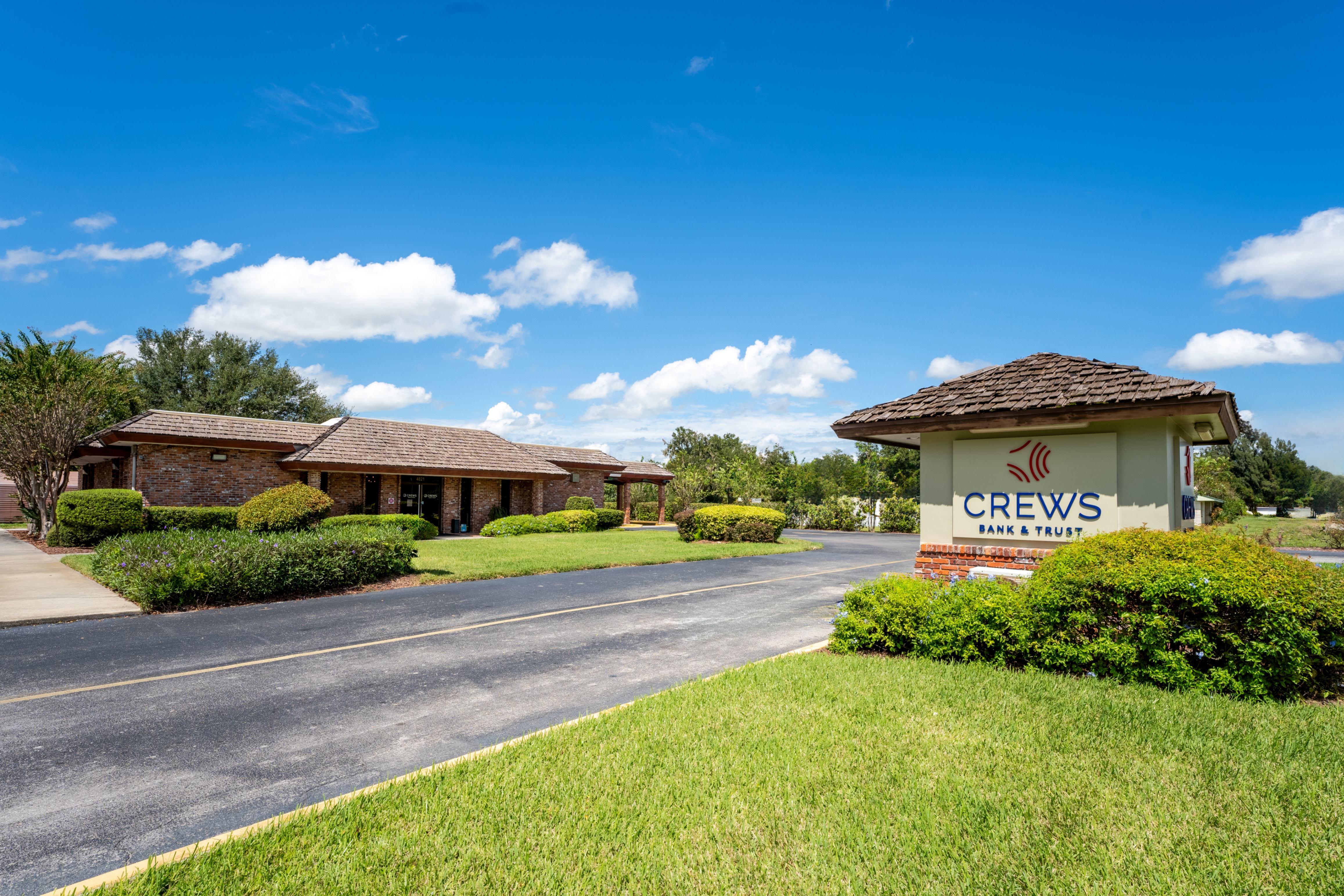 Crews Bank & Trust Image