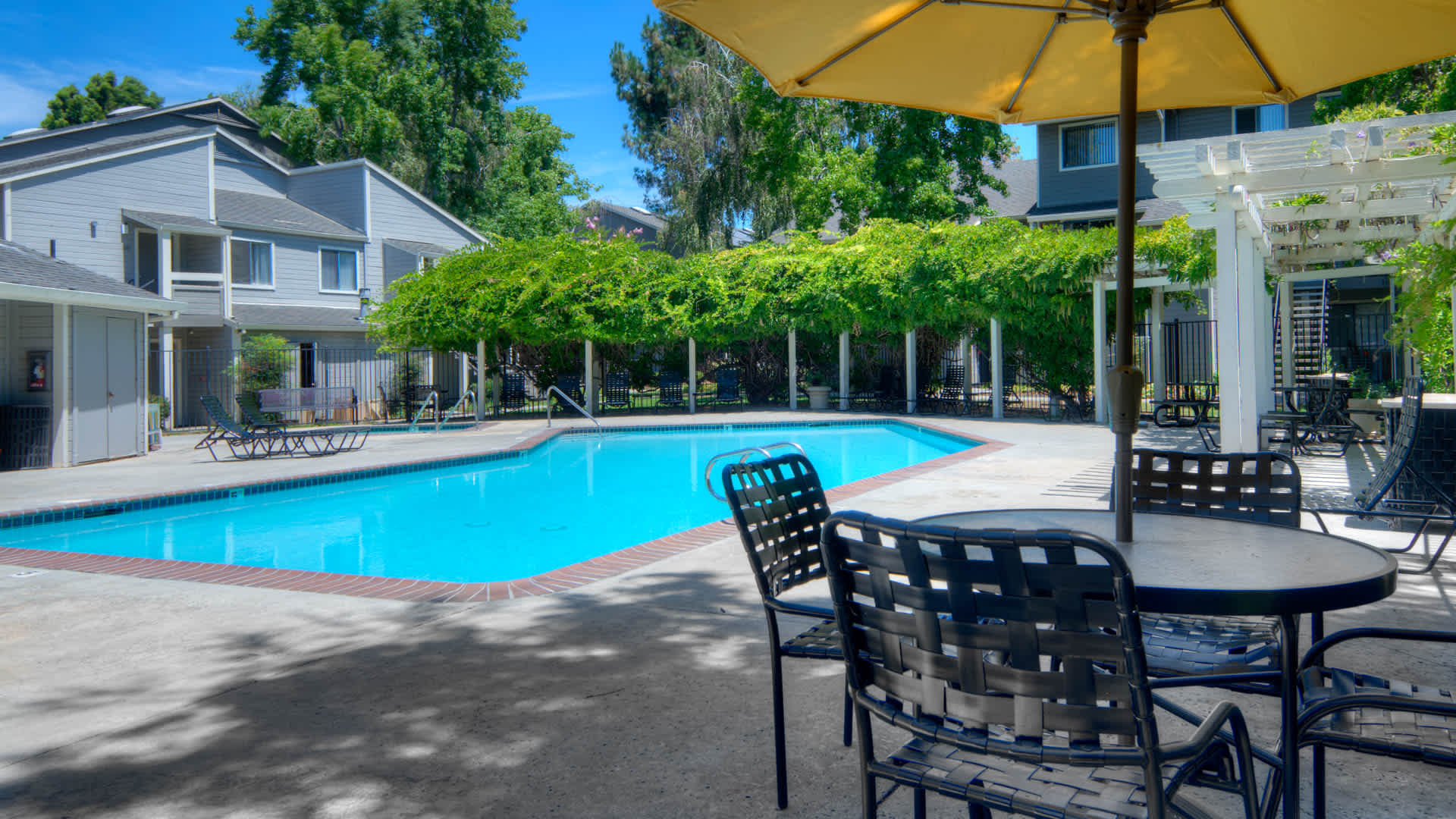 Briarwood Apartments - Sunnyvale, CA