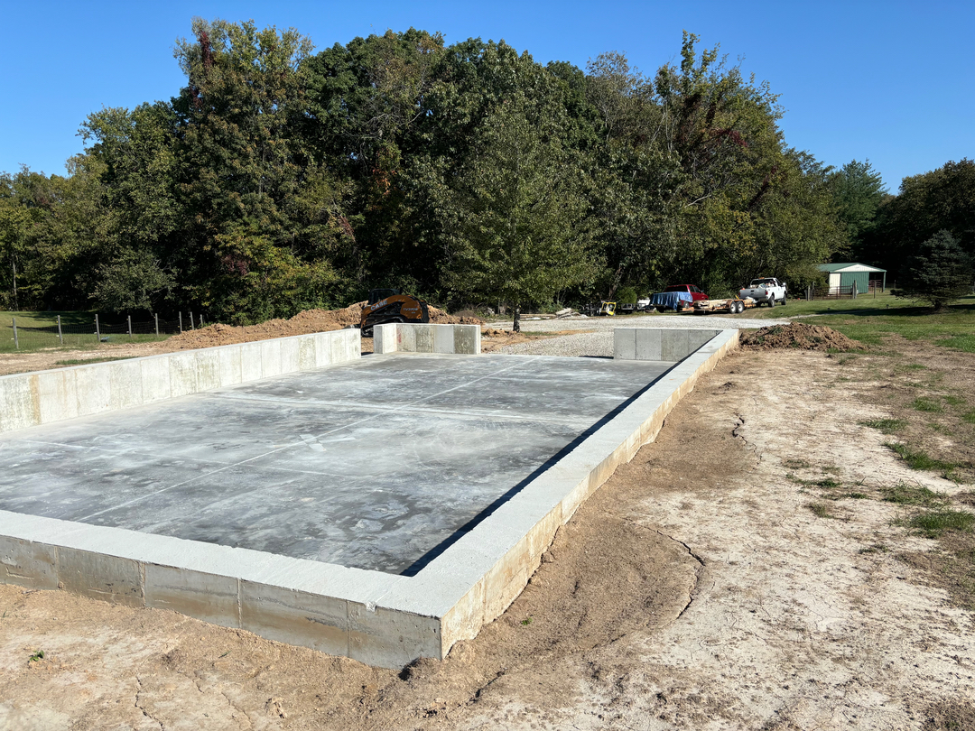 Custom Concrete & Truck Service Image
