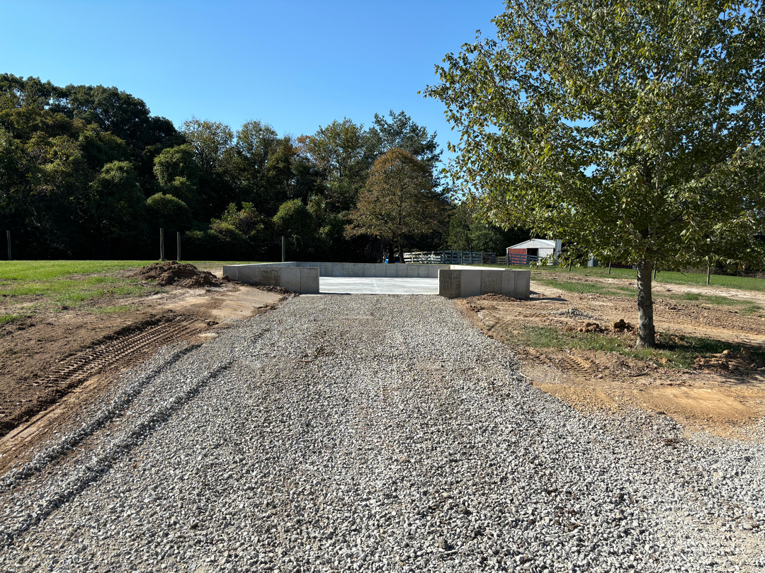 Custom Concrete & Truck Service Image