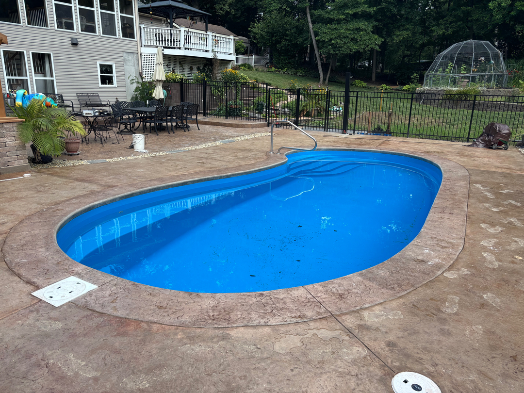 Custom Concrete & Truck Service Image