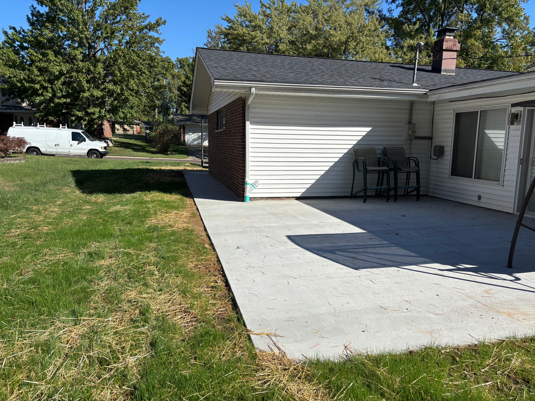 Custom Concrete & Truck Service Image