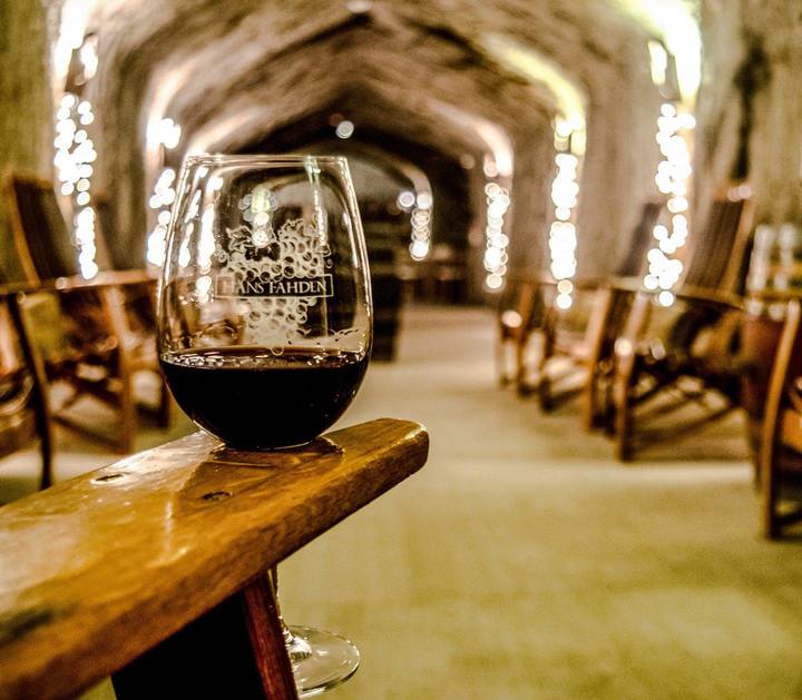 Hans Fahden Vineyards Image