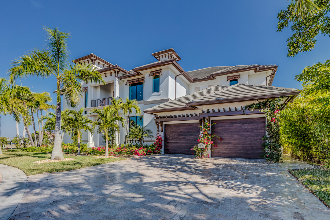 Access Doors & Windows Inc. Image