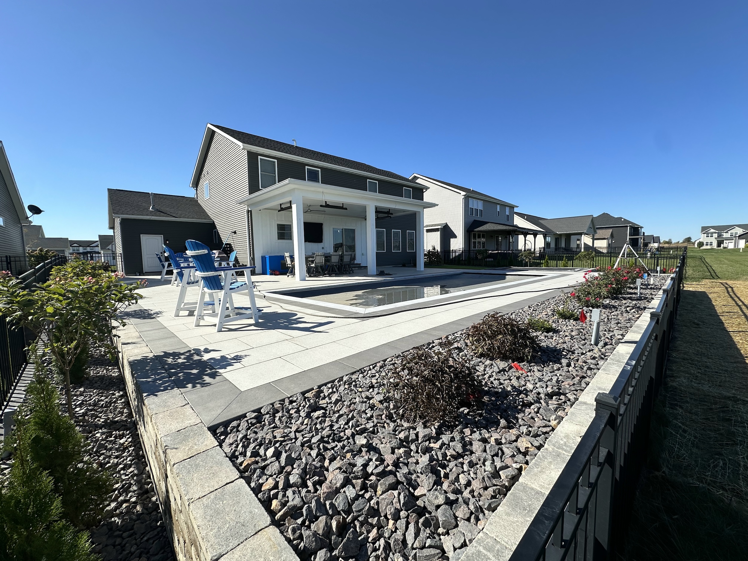 Carlos Landscaping Image