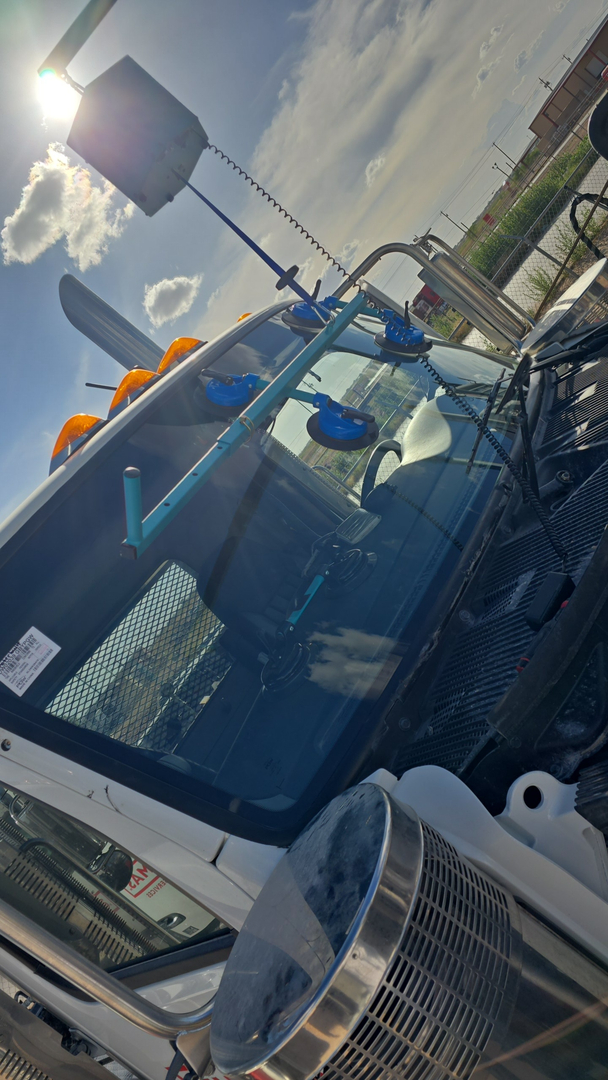 Onyx Tint L.L.C Image