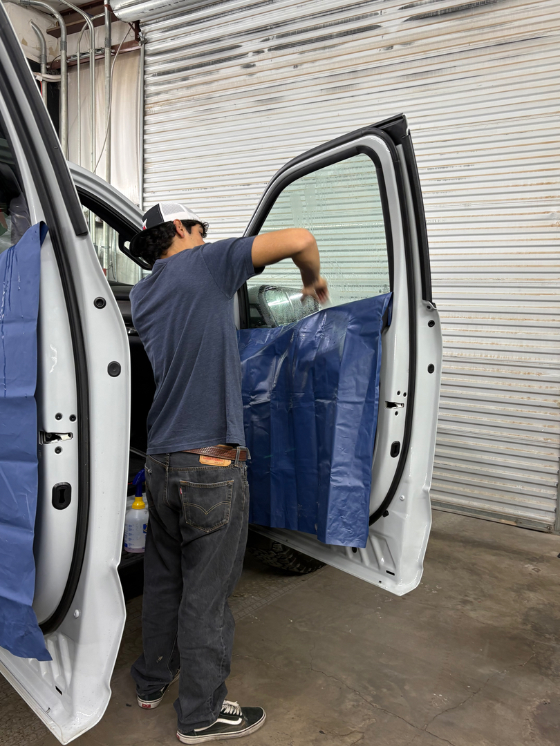 Onyx Tint L.L.C Image