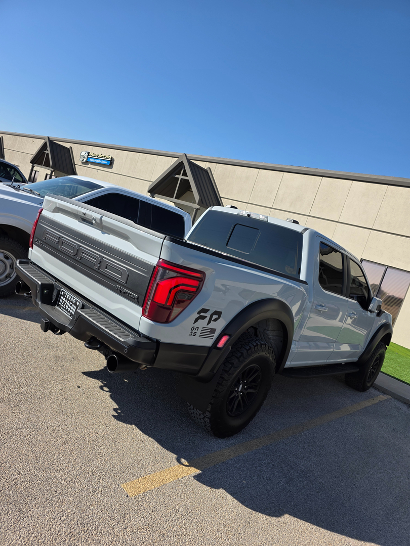 Onyx Tint L.L.C Image