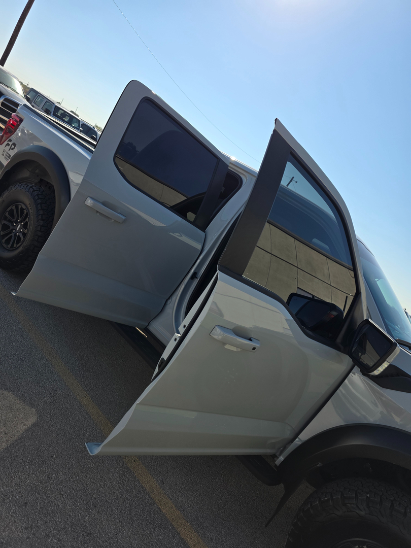 Onyx Tint L.L.C Image