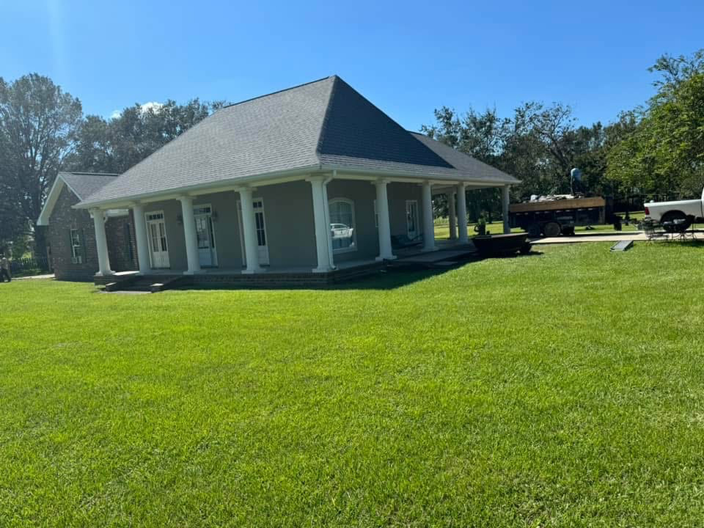 Teal Roofing & Sheet Metal Image
