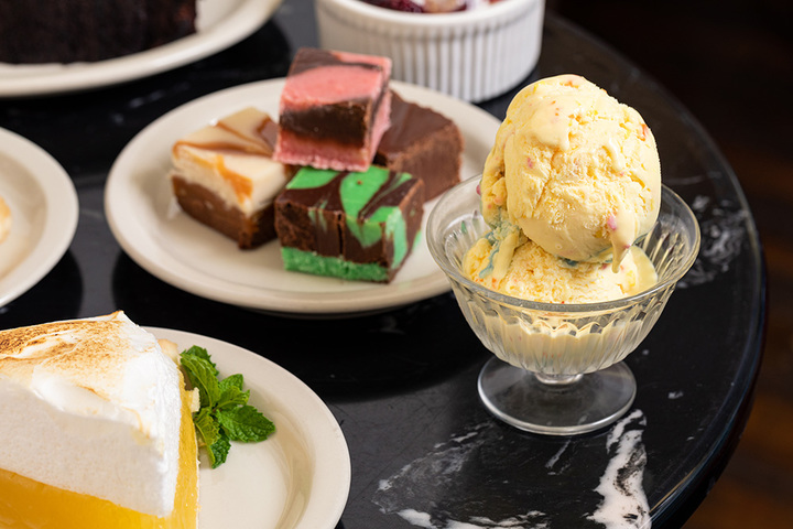 Lynn's Table - Conroe, TX