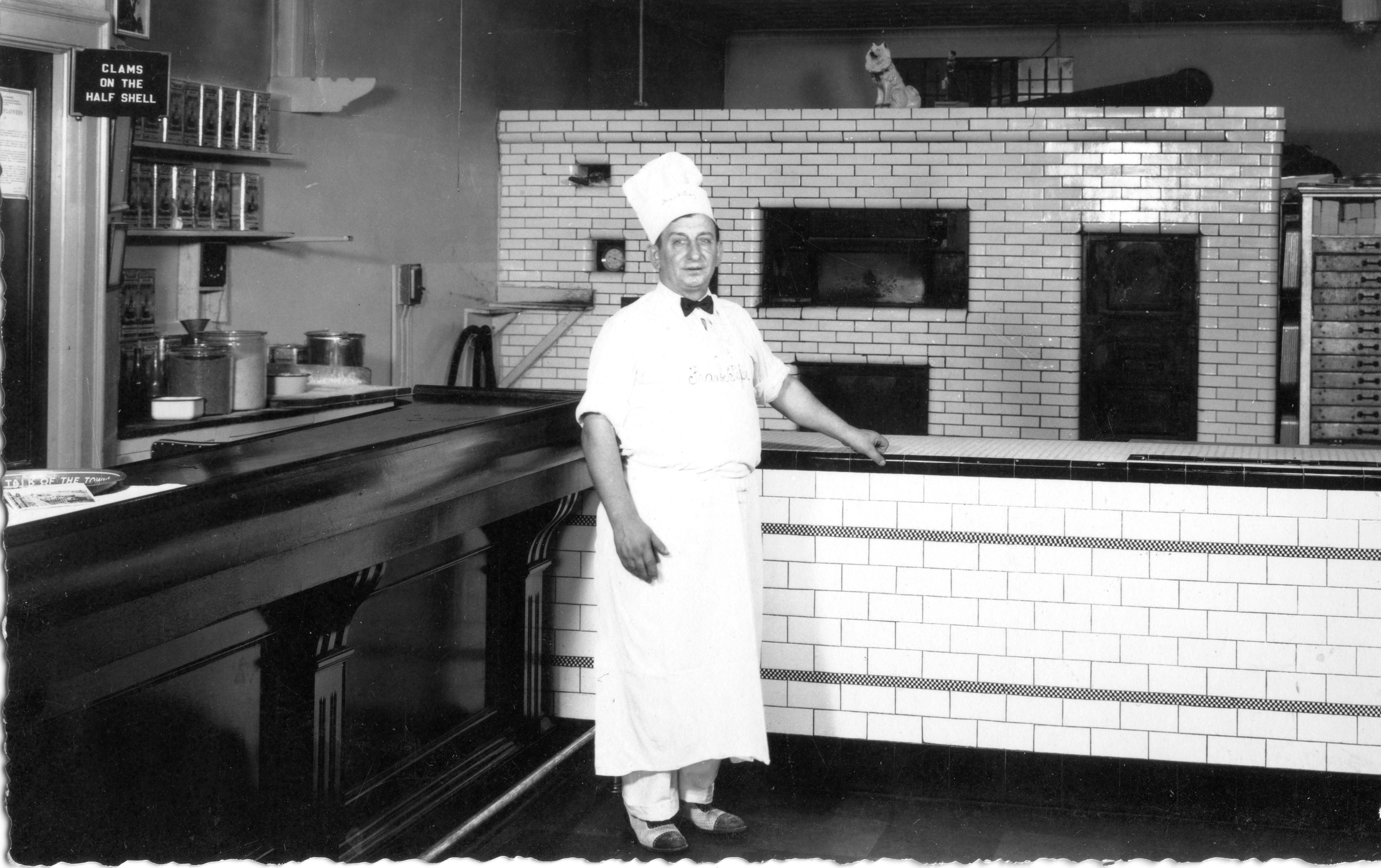 Frank Pepe Pizzeria Napoletana Image