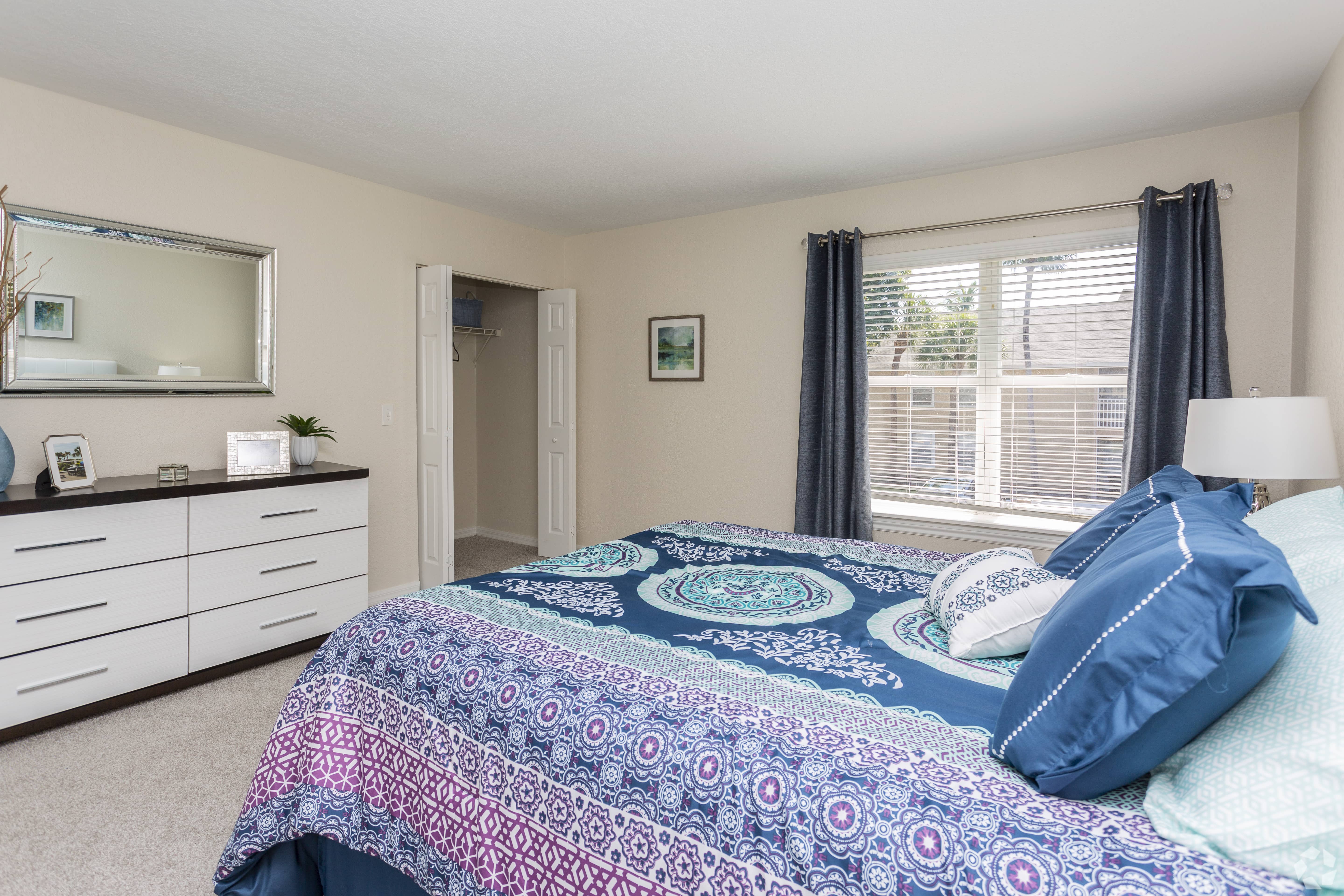Cypress West Apartment Homes - Fort Myers, FL