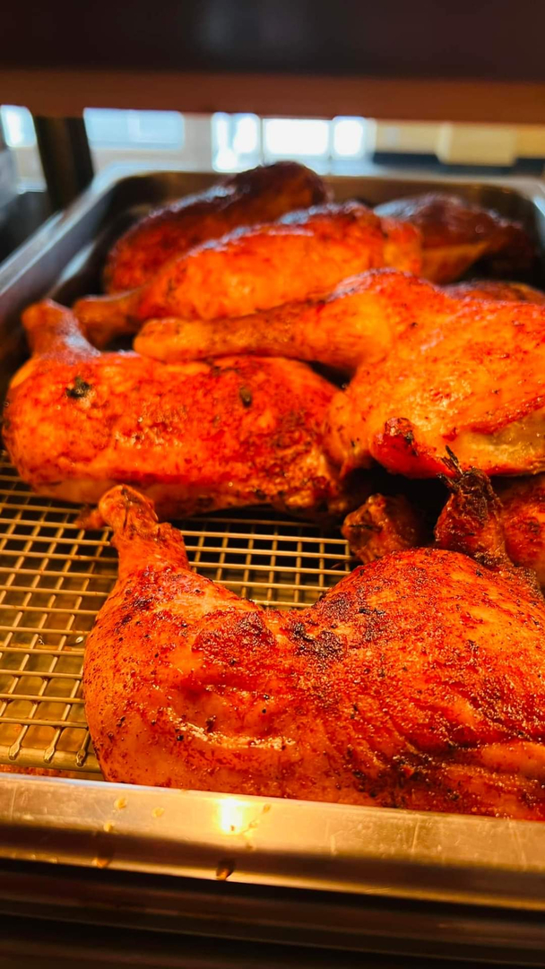 Porky's BBQ and Chicago Kitchen Logo