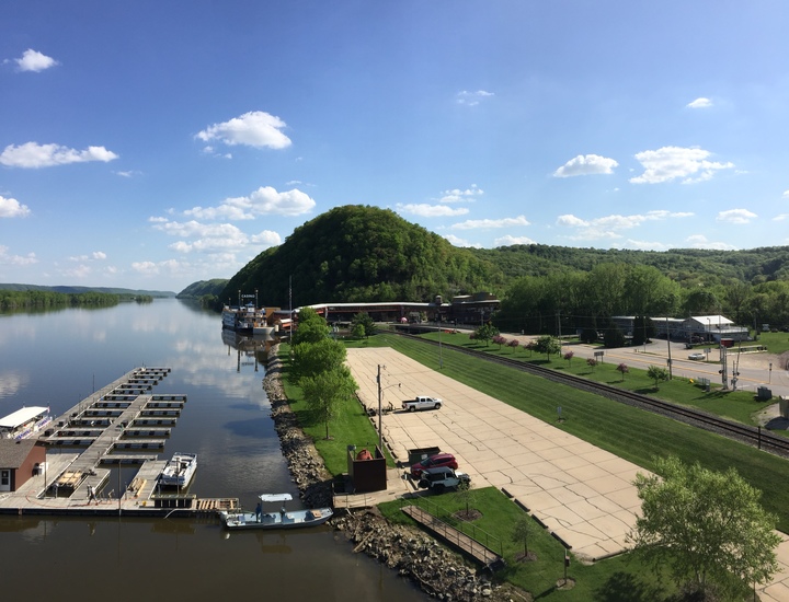 The Frontier Motel Image