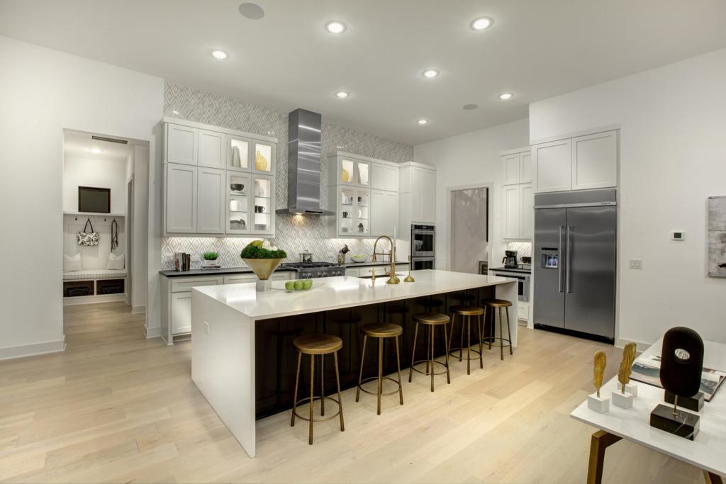 Drees Custom Homes at The Summit at Lake Travis Image