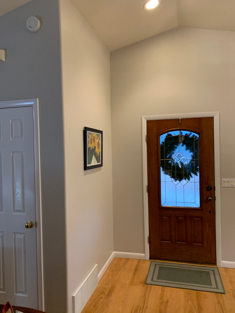Bullseye Interior Painting LLC Image