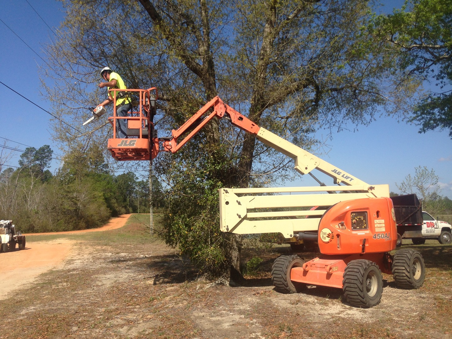 DN Bobcat/TreesPlus - Navarre, FL