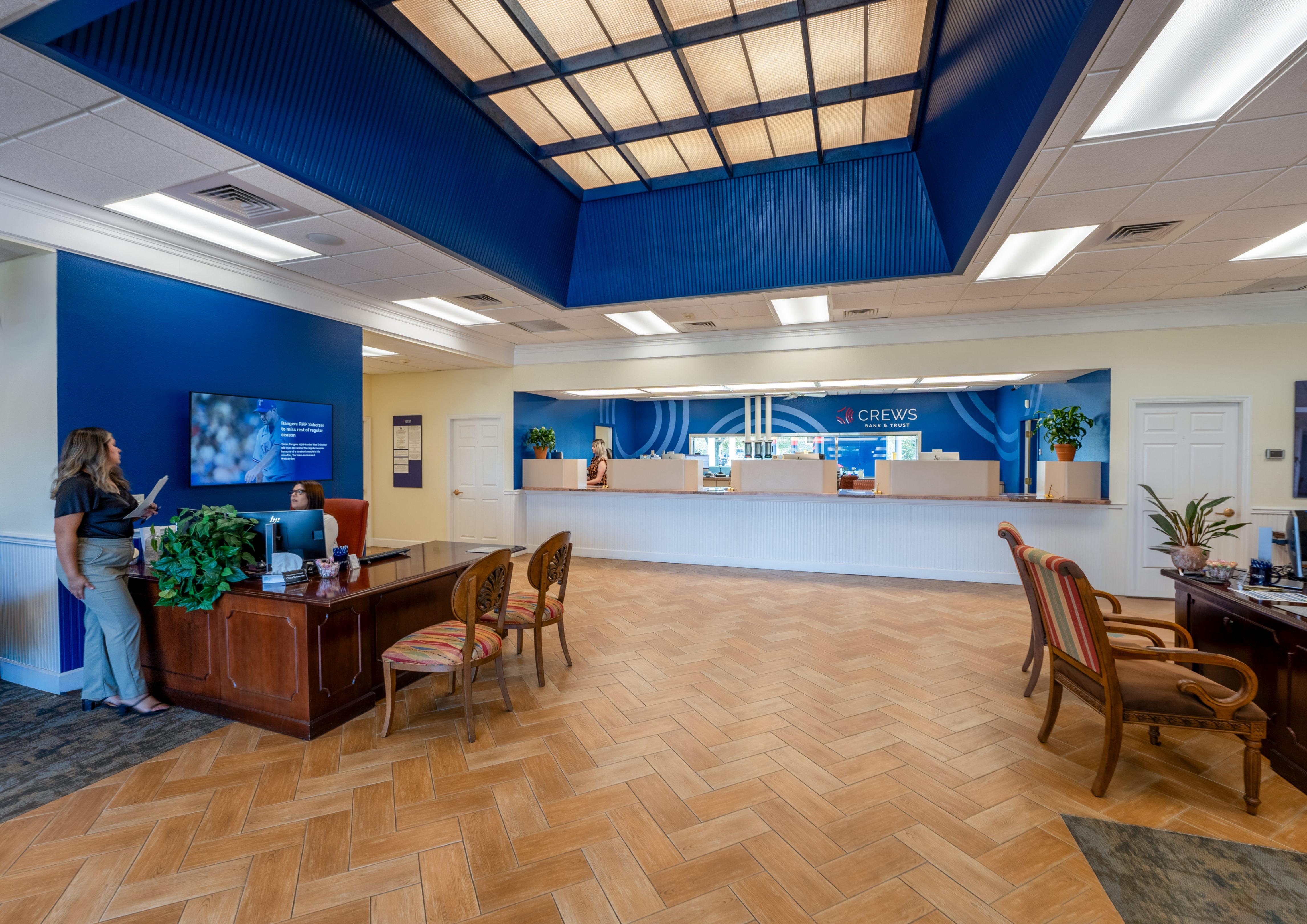 Crews Bank & Trust Image