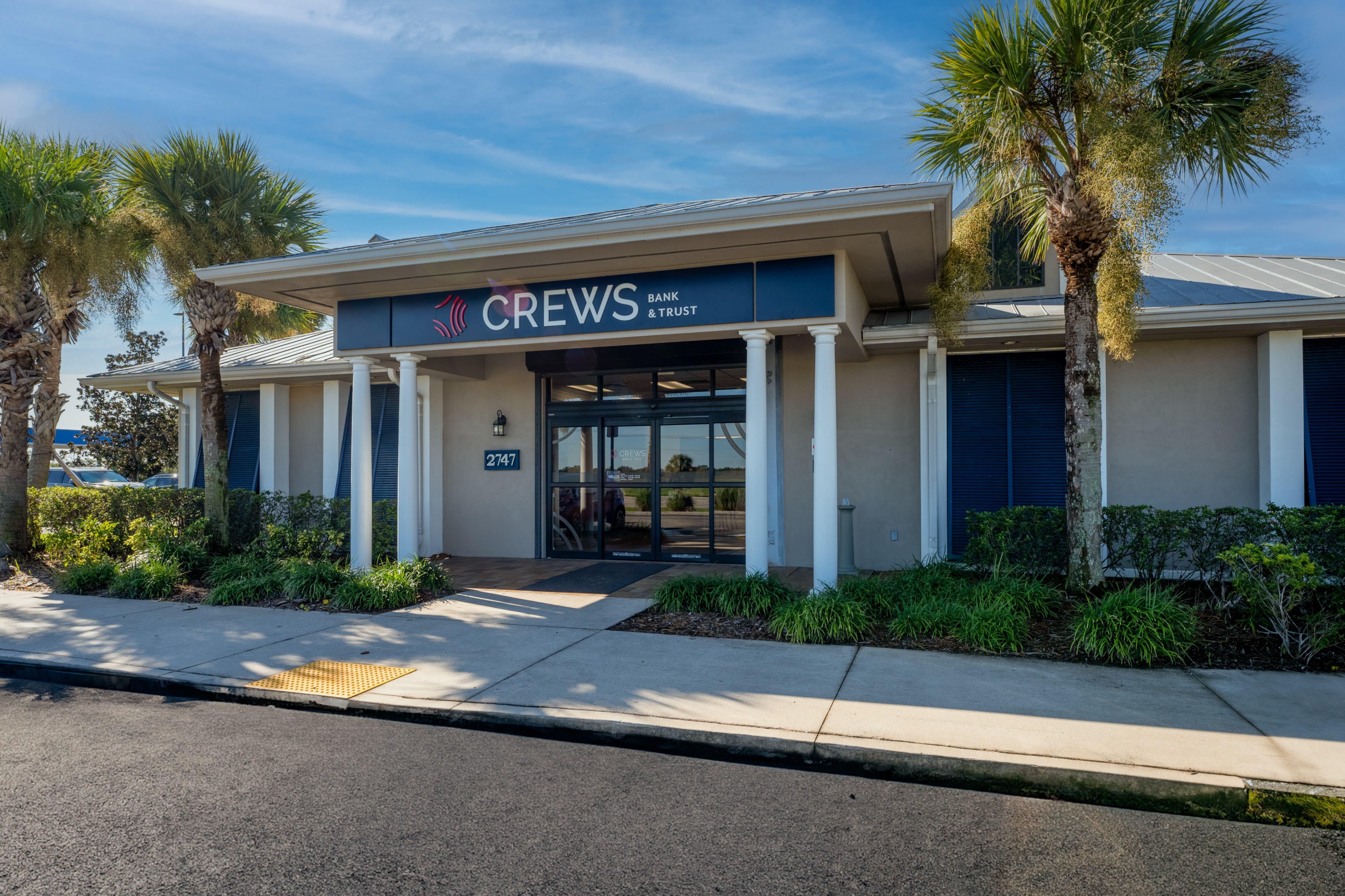 Crews Bank & Trust Image